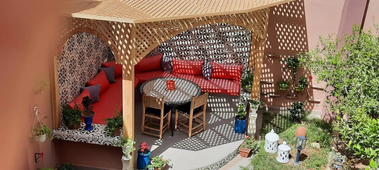 Oranger Family House City Center, Private Large House, Terasse Garden View, Free Parking Marrakesh 0*,