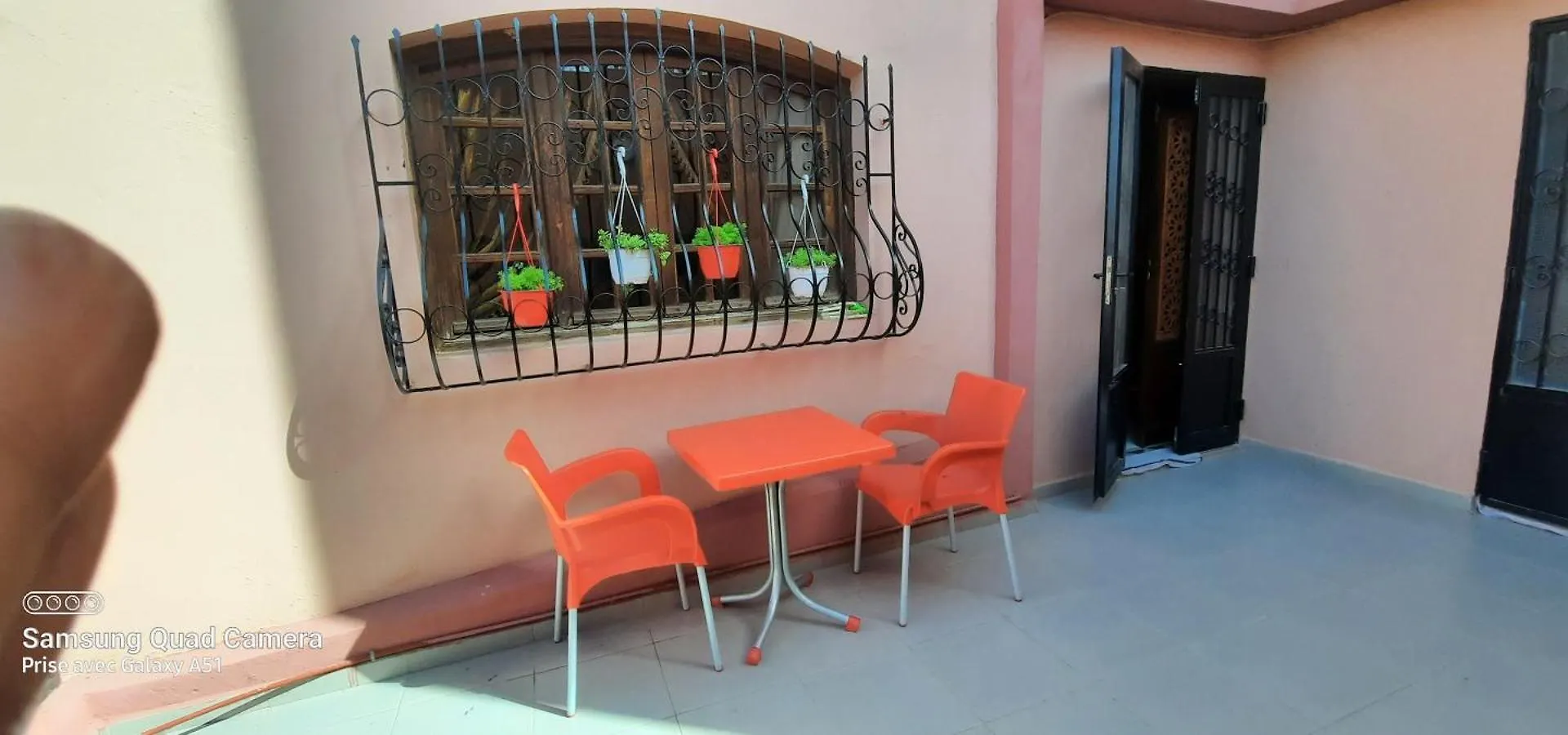 Oranger Family House City Center, Private Large House, Terasse Garden View, Free Parking Marrakesh Apartment