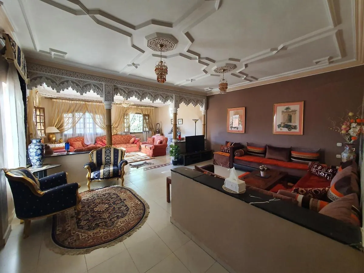 Oranger Family House City Center, Private Large House, Terasse Garden View, Free Parking Marrakesh Apartment