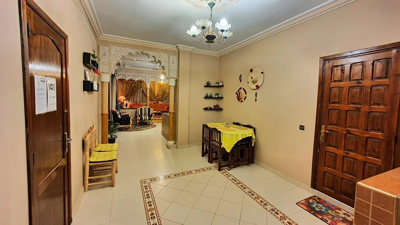Appartement Oranger Family House City Center, Private Large House, Terasse Garden View, Free Parking Marrakesh