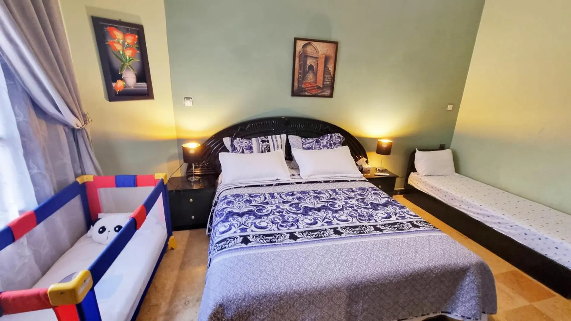 Oranger Family House City Center, Private Large House, Terasse Garden View, Free Parking Marrakesh 0*,  Maroc