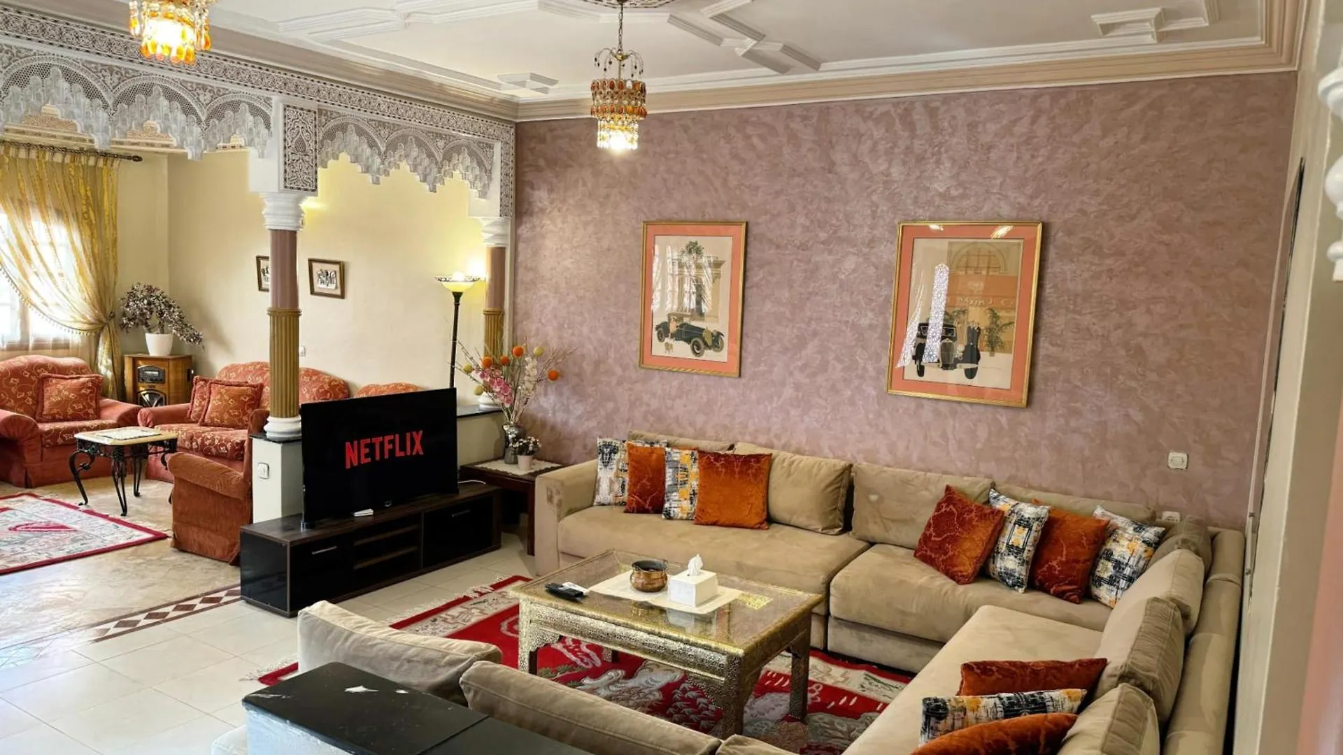 Oranger Family House City Center, Private Large House, Terasse Garden View, Free Parking Marrakesh