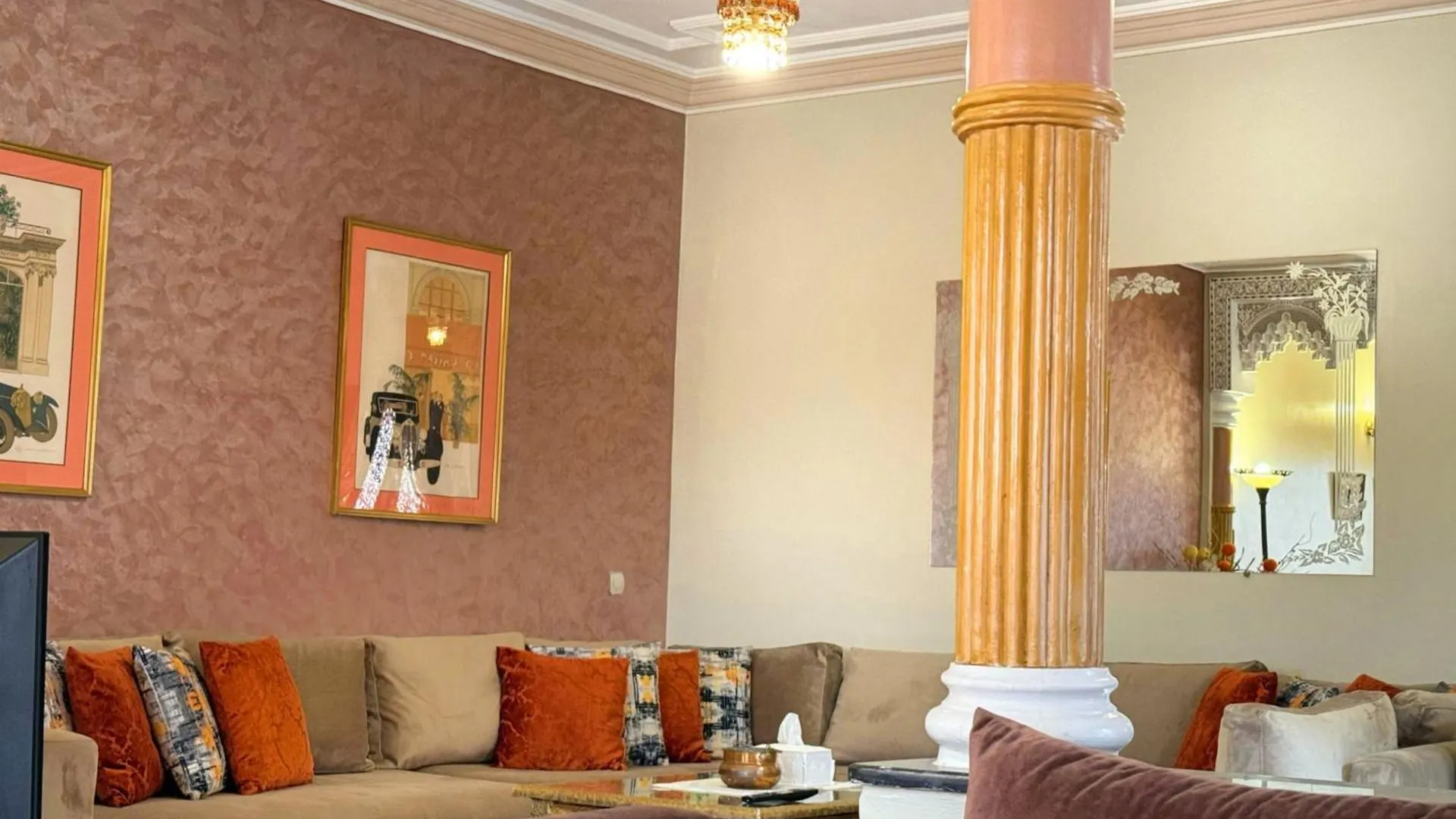 Oranger Family House City Center, Private Large House, Terasse Garden View, Free Parking Marrakesh Apartment